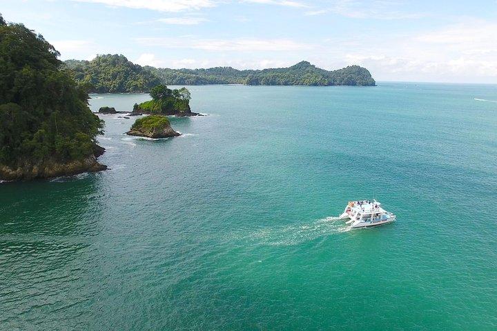 Croisière en catamaran au départ de Manuel Antonio avec plongée en apnée