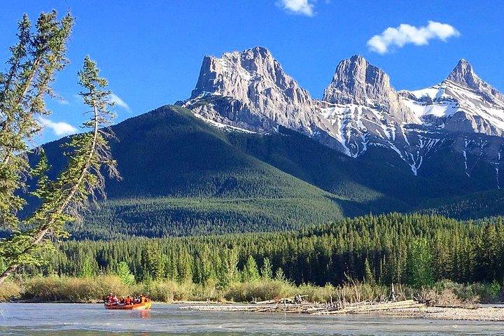 Galleggiante serale di 2 ore nella natura nelle Montagne Rocciose canadesi