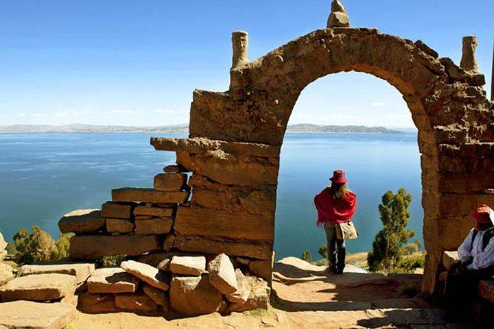 Lago Titicaca (2 Días)