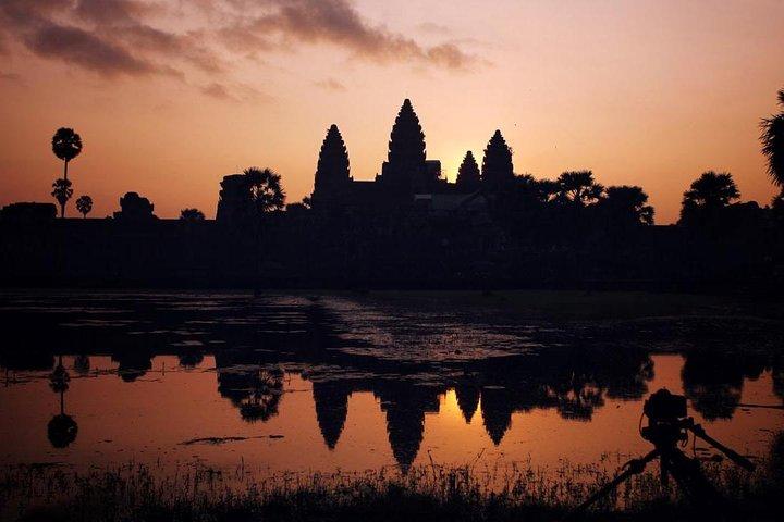 Sunrise Small Group Angkor Wat Private Tour