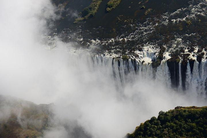 3 Notti Victoria Falls, Chobe Safari e Hwange National Park Safari