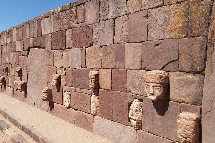 La Paz, Tiwanaku-ruïnes - Halve dag