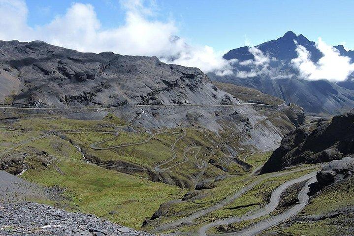 Subtropical Valley of Los Yungas from La Paz - Full day