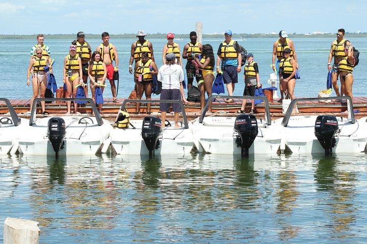 Cancun speedbåd og snorkel tur: delt speedbåd
