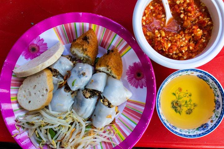 Excursão gastronômica vegana em Saigon por GirlPower Motorbike Riders | BeijoTour