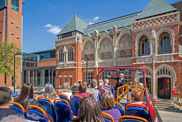 Tour in autobus hop-on hop-off di Stratford-upon-Avon