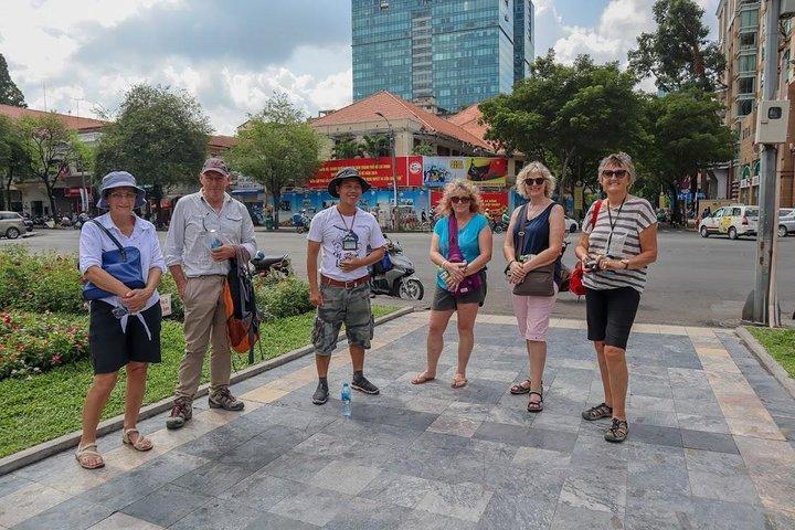 Excursão de Ciclo Privado de Meio Dia aos Destaques de Ho Chi Minh