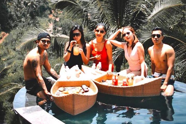 Bali D'Tukad River Clubフローティング朝食付き滝無料アクセス