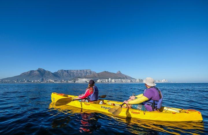Kayak dans la baie de la Table