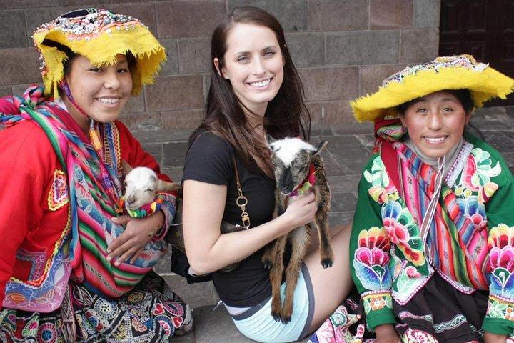 Sacred Valley tour til Machu Picchu og Rainbow Mountain vandretur 3-Day