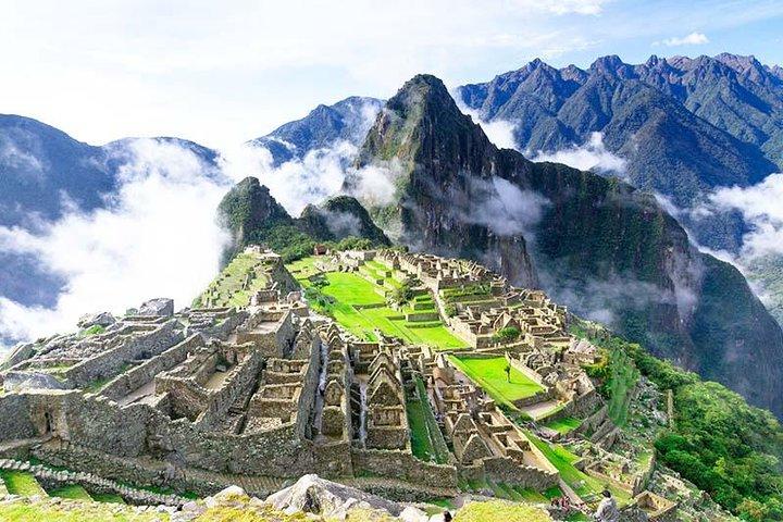 Valle Sagrado + Machu Picchu med tog (2 dage)
