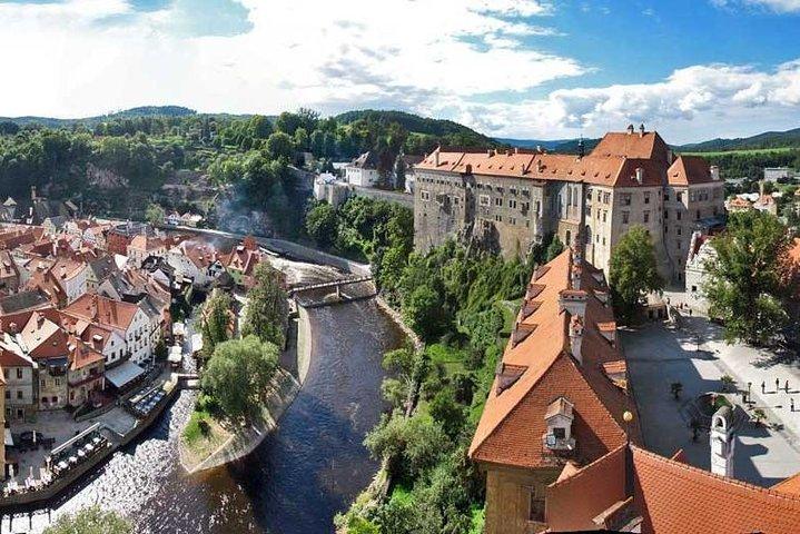 Transfer privado de Praga a Viena com escala em Cesky Krumlov