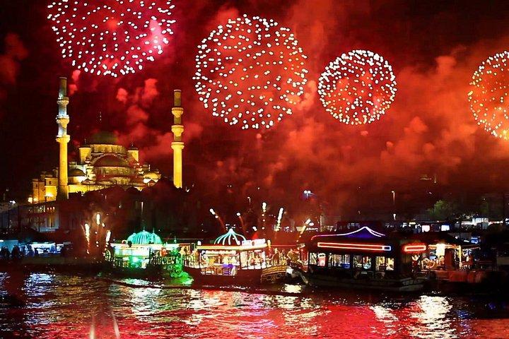 Bosphorus New Year's Eve dinner cruise & party, Istanbul 2027