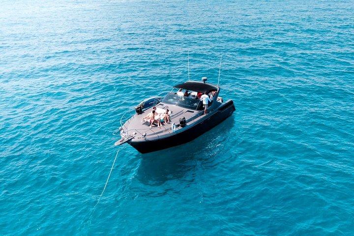 3-stündige private Yachtkreuzfahrt in Cabo Als ob Sie an Bord Ihrer eigenen privaten Yacht wären