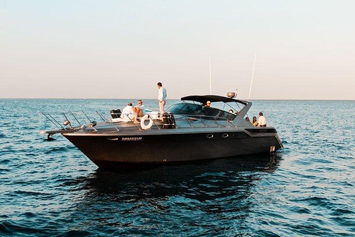 3-stündige private Yachtkreuzfahrt in Cabo Als ob Sie an Bord Ihrer eigenen privaten Yacht wären