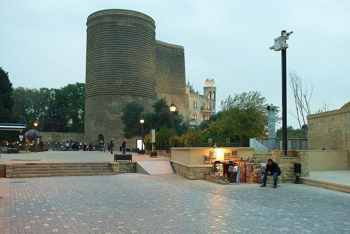 Azerbaijani Cooking Class + Old City Tour + Lunch