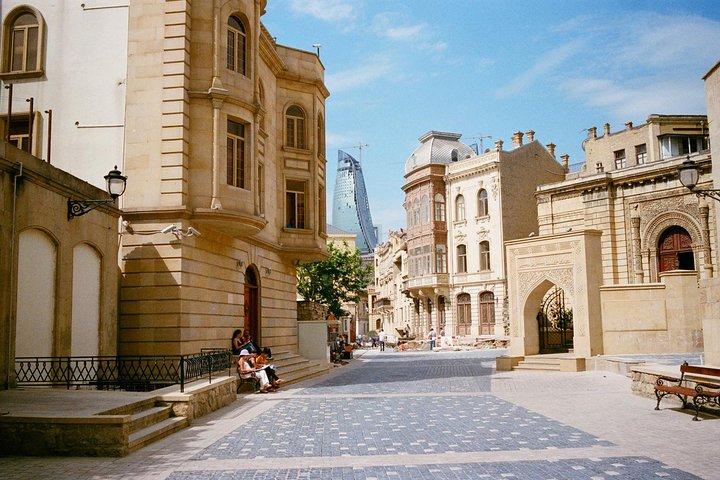 Azerbaijani Cooking Class + Old City Tour + Lunch