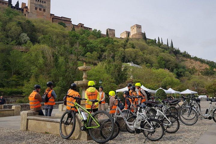 Albayzin och Sacromonte Electric Bike Tour i Granada