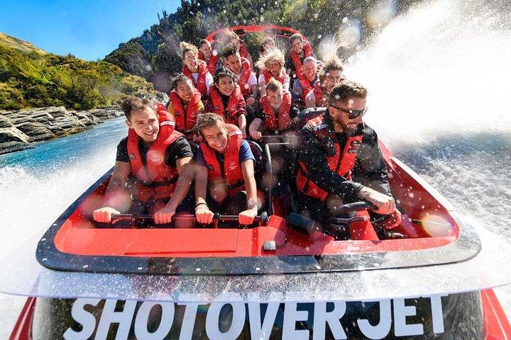 クィーンズタウンのショットオーバー川エクストリームジェットボート