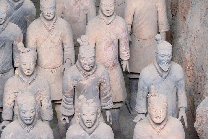 Tour guidato di mezza giornata con guida privata all-inclusive al Museo di Terra Cotta Warriors