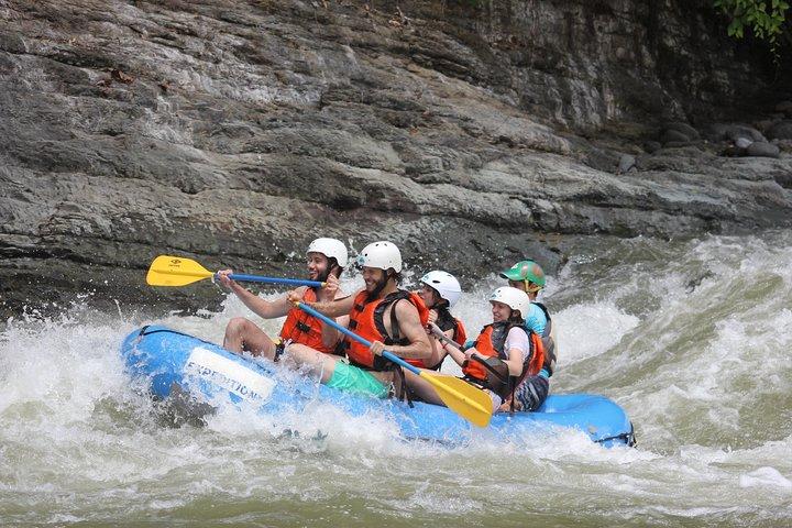 Wildwasser Rafting Savegre River Klasse II & III + Wasserfall Pause