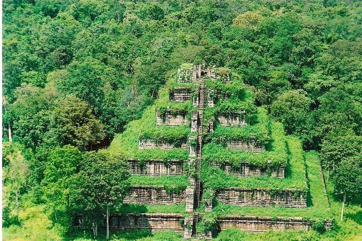 2-Days Private Tour Discovery Angkor Wat, Koh Ker and Beng Mealea Temple