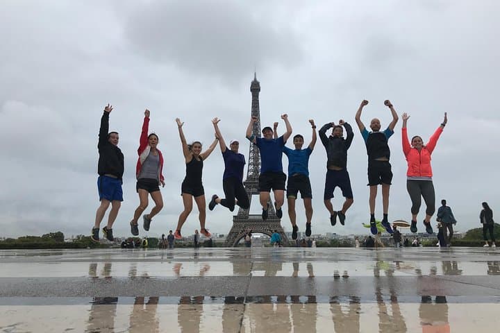 Sunrise Run & Sightseeing in Paris