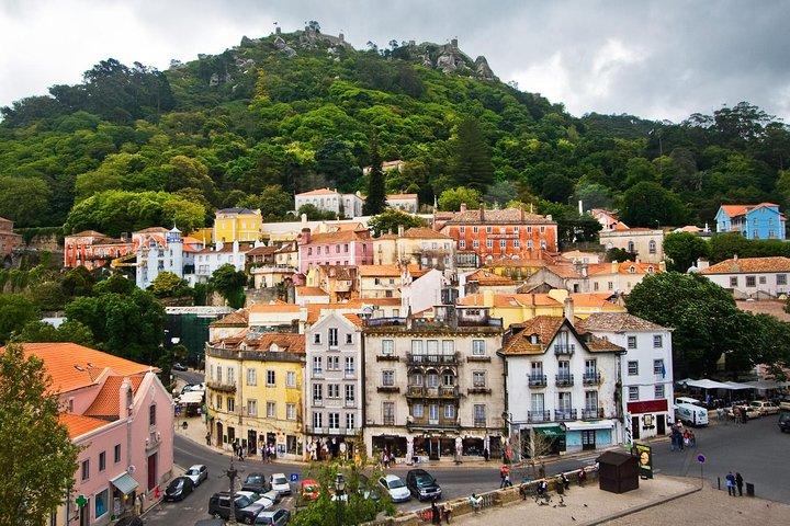 Lisbon to Sintra & Cascais: Private Day Tour & Fully Customizable