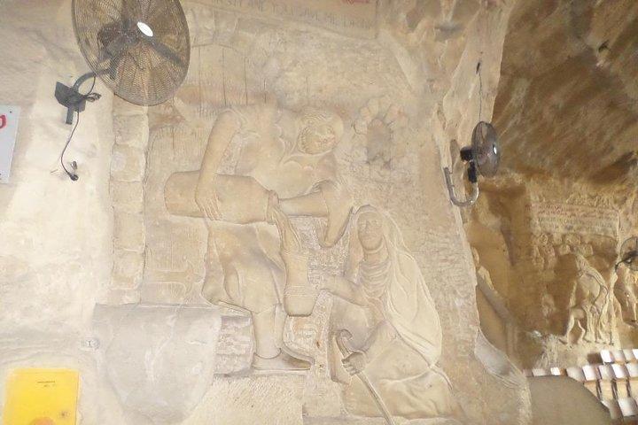 エルモカテムとゴミ市の聖シモンタナー修道院