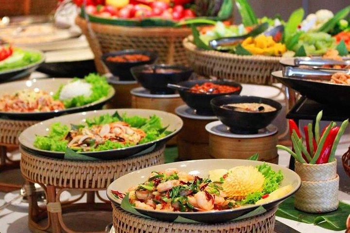 Buffet dinner with Apsara Show (Free 2 ways hotel transfer)