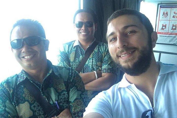 エキスパートバリドライバー：バリ島ツアーに最適なバリ島プライベートドライバー