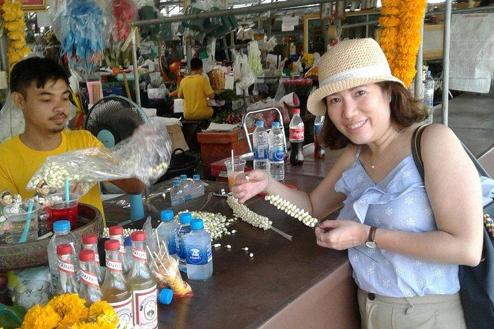 Marché aux fleurs et art floral : Visite privée multilingue [EN/autres]
