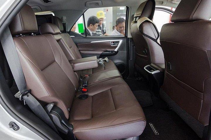 ハノイ空港への専用車送迎