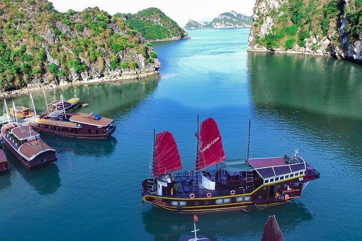 Lan ha bay 2 giorni tour- Best & Boutique crociera e nuoto, kayak e viaggio in bicicletta