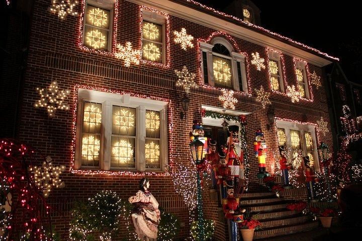 ダイカーハイツ・ブルックリン・クリスマス・ライツ・ツアー