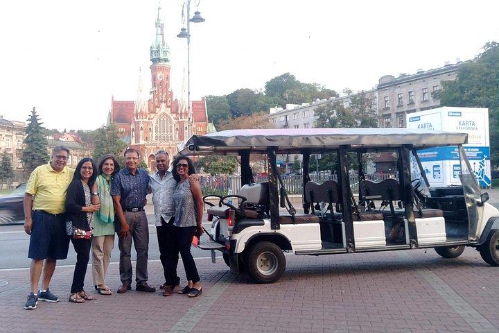 Krakau : Private Stadtrundfahrt mit Golf Buggy (mit Abholung)