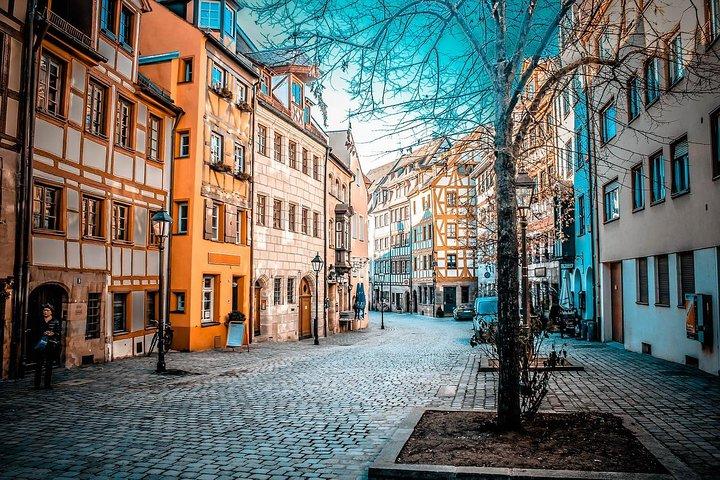 Transfer privado de Praga a Nuremberg com 2h de Sightseeing