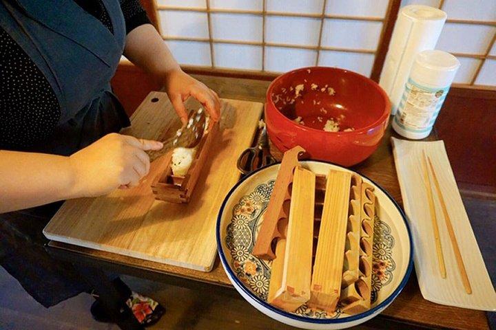 Kanazawa Sushi-Making Experience