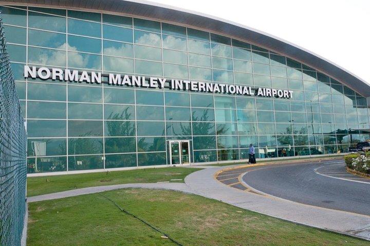 Traslado al aeropuerto desde el aeropuerto de Kingston a los hoteles de Ocho Ríos