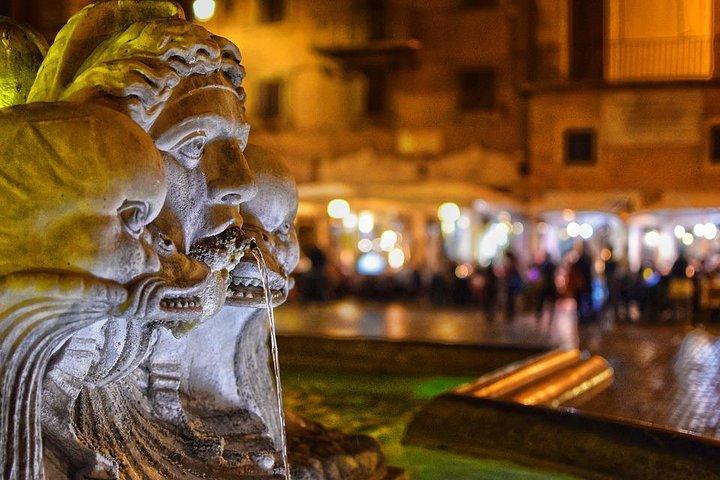 Paesaggio notturno romano: esclusivo tour notturno privato con autista