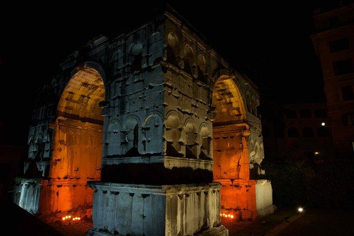 ローマの夕暮れから夜明けまでユニークなフォトツアーとワークショップ