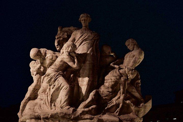 ローマの夕暮れから夜明けまでユニークなフォトツアーとワークショップ