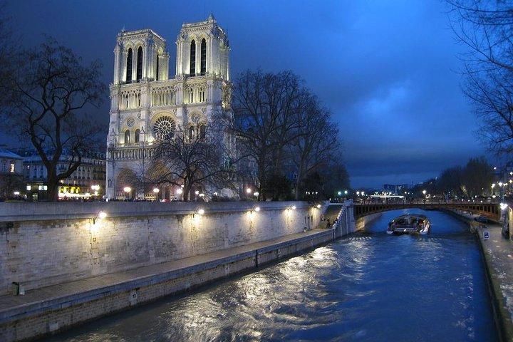 Visite privée de 12 heures de la ville de Paris au départ de Londres avec billets de train aller-retour inclus