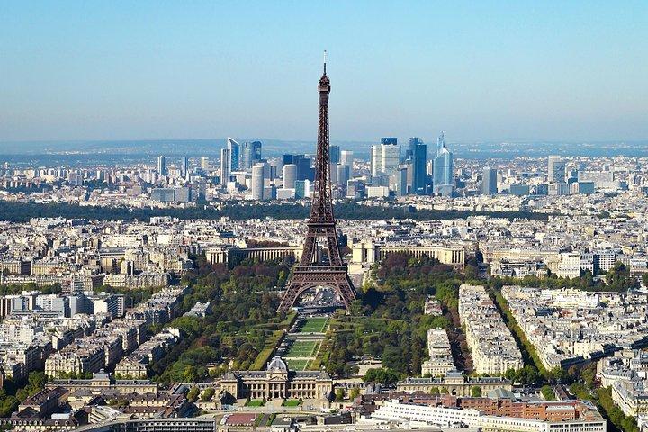 Visite privée de 12 heures de la ville de Paris au départ de Londres avec billets de train aller-retour inclus