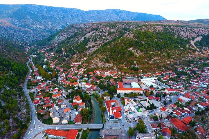 SARAJEVO - DUBROVNIK(またはその逆)HERZEGOVINAの冒険