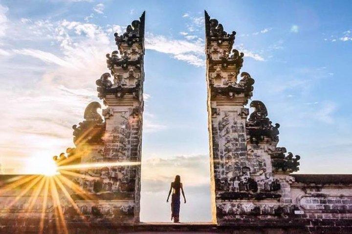 Templo de las puertas del cielo y snorkel en la laguna azul con todo incluido