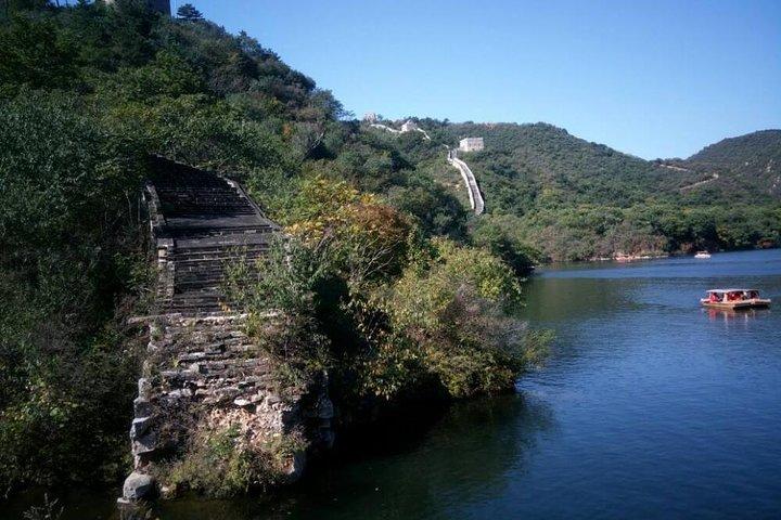 黄花城湖畔万里の長城プライベート日帰りツアー