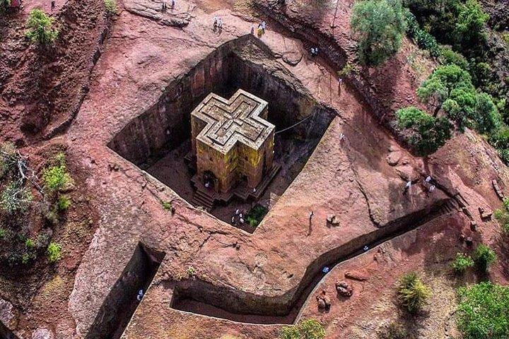 Full Day Group Tour of Lalibela with Airport Pickup and Drop Off