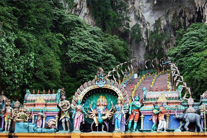 Visite des grottes de Batu