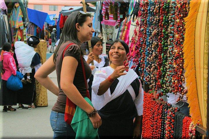 Kunsthandwerksmarkt Otavalo-Tour ab Quito